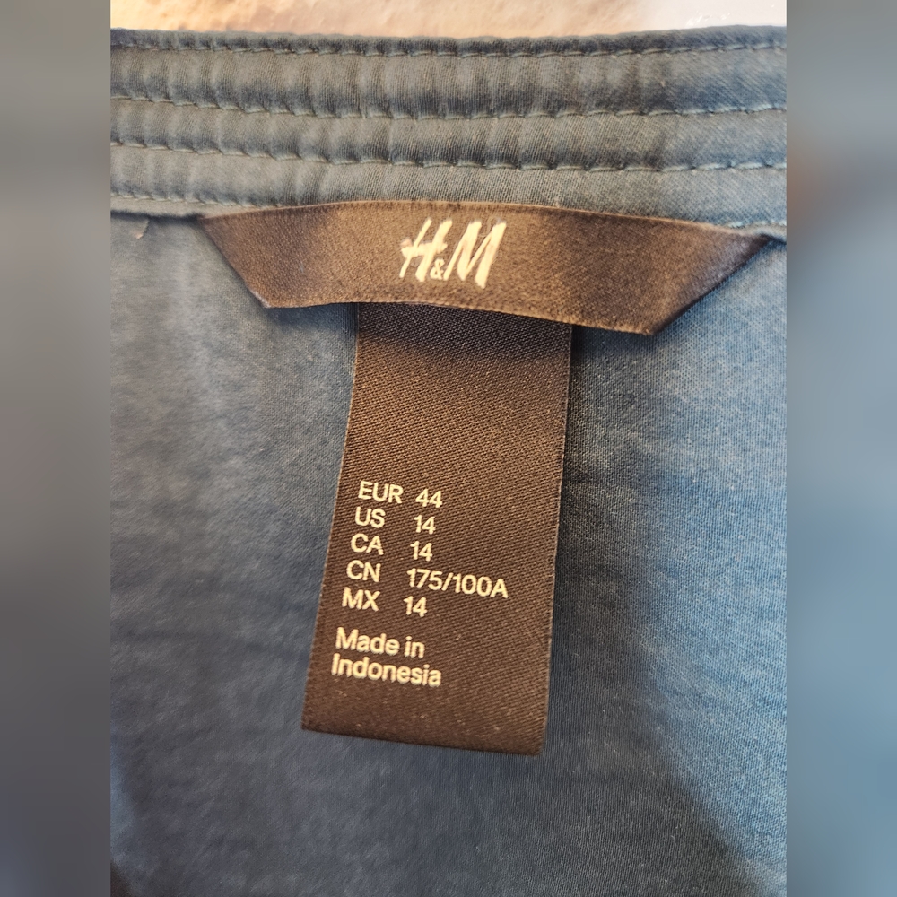 H&M Teal Button-Down Shirt - image 7